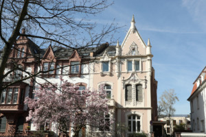 Praxis-Abadi-Heilpraktikerin-Frankfurt-am-Main-3 Heilpraktikerin Frankfurt